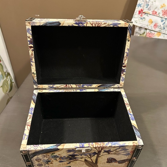 Floral Decorative Storage Box - Picture 6 of 9